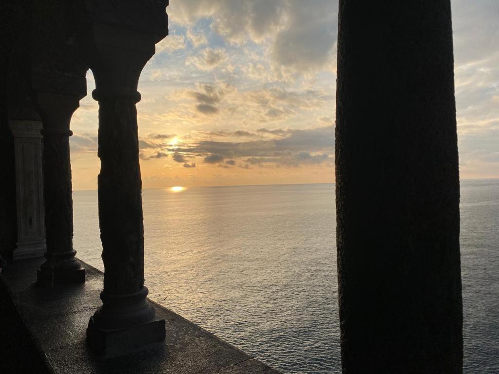 Sea View Apartment In Front Of The Sea Porto Venere Exterior foto